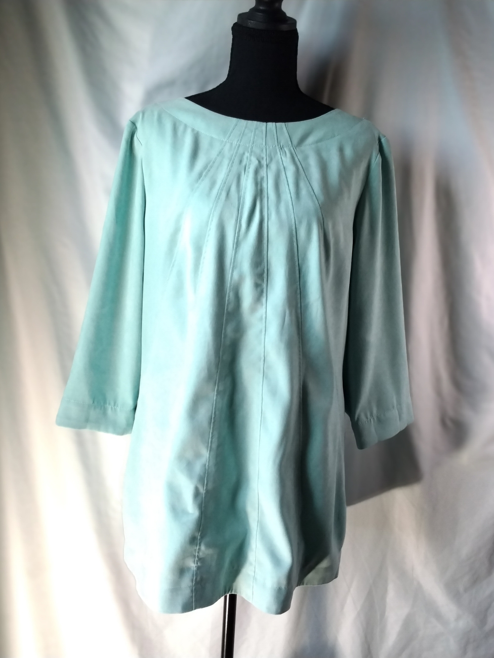 Hilton Hollis Pleat-Front Aqua Tunic Top with Three-Quarter Sleeves